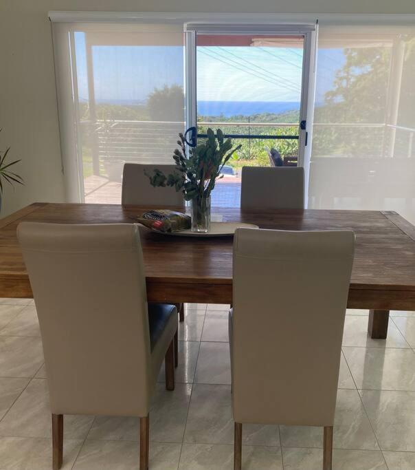 Ocean View Oasis, Coffs Harbour Apartment Bagian luar foto